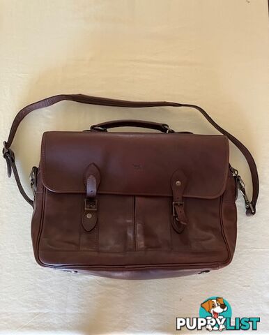 Leather Shoulder Travel Bag