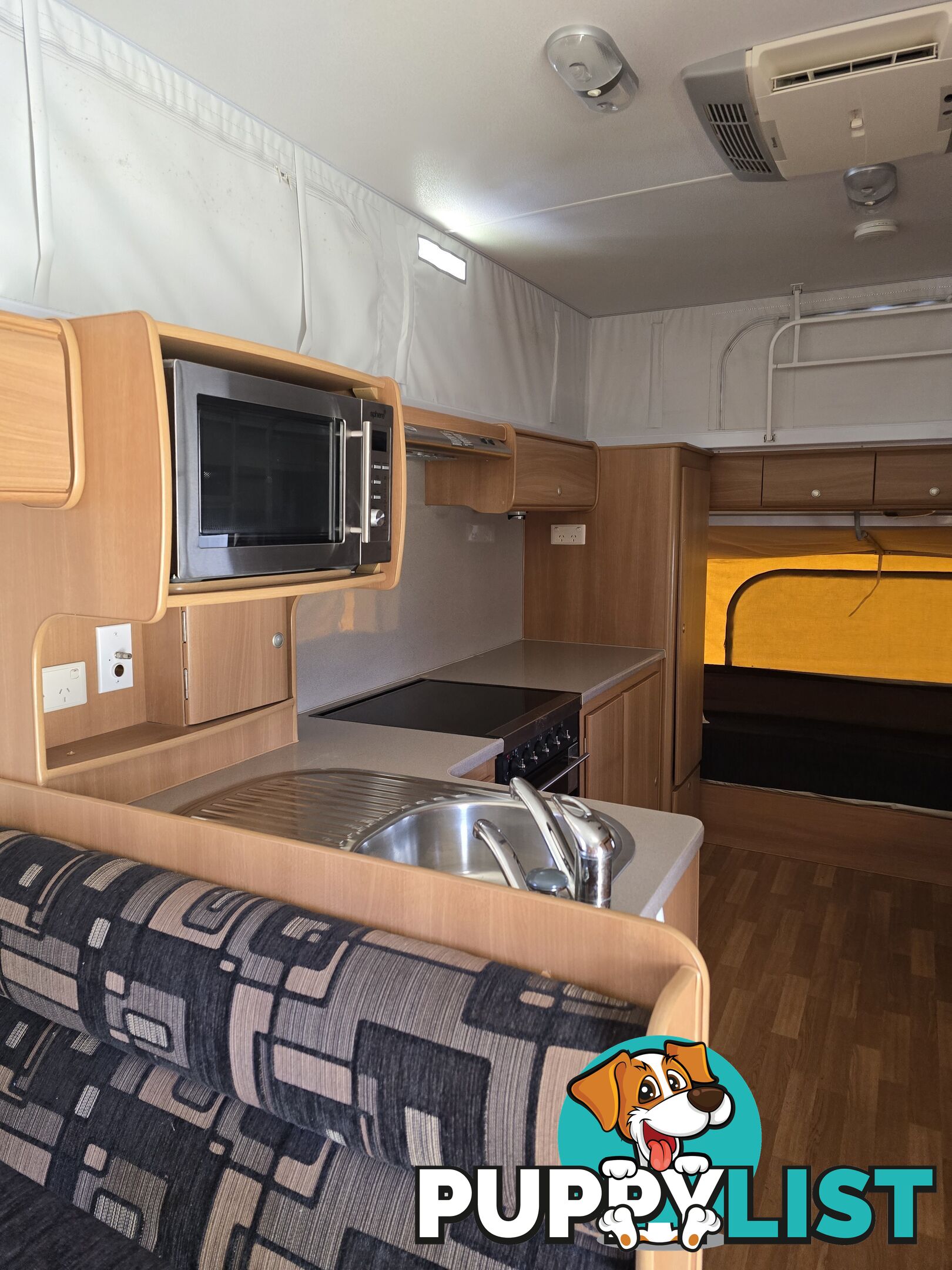 2010 Dual Axle EXPANDA OUTBACK