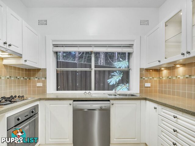 2/10 Commodore Street MCMAHONS POINT NSW 2060