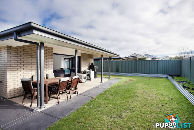 8 Jade Loop ALDINGA BEACH SA 5173