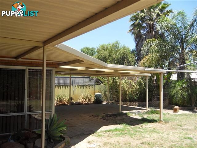 4 Bicheno Way WILLETTON WA 6155