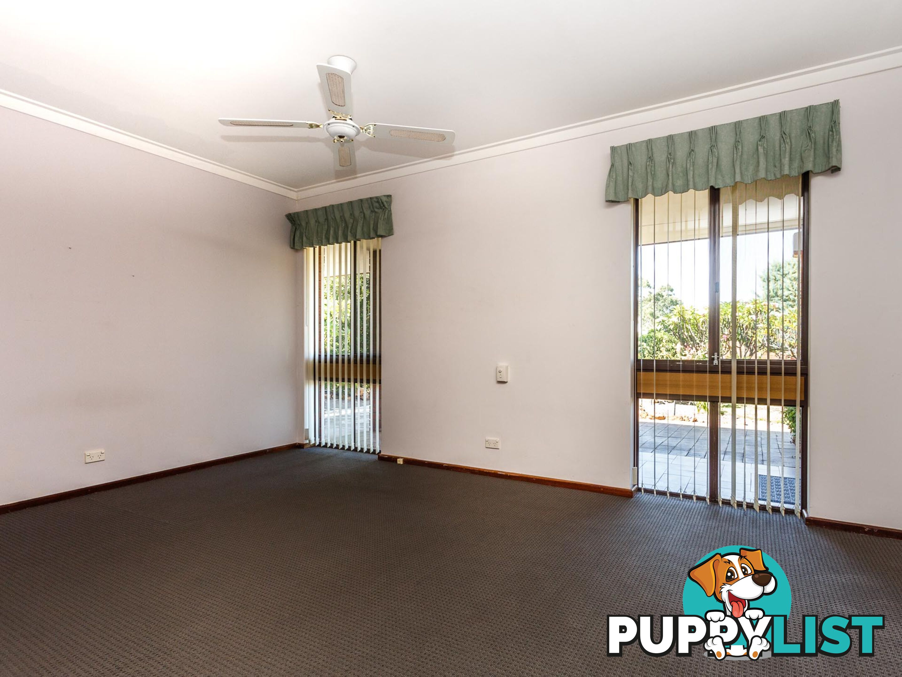 15 Waraker Way LEEMING WA 6149