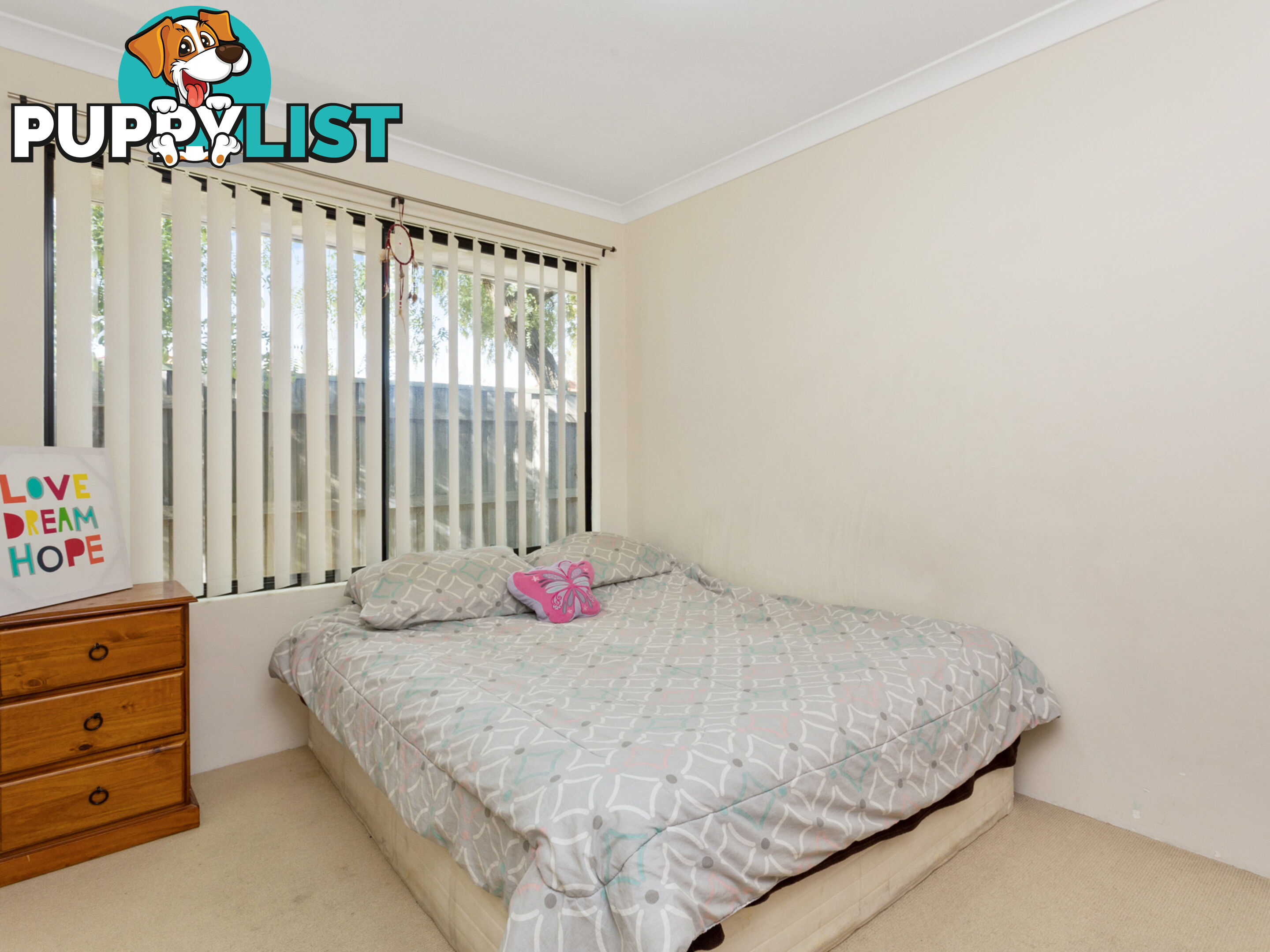 1 Woodhouse Circuit CANNING VALE WA 6155