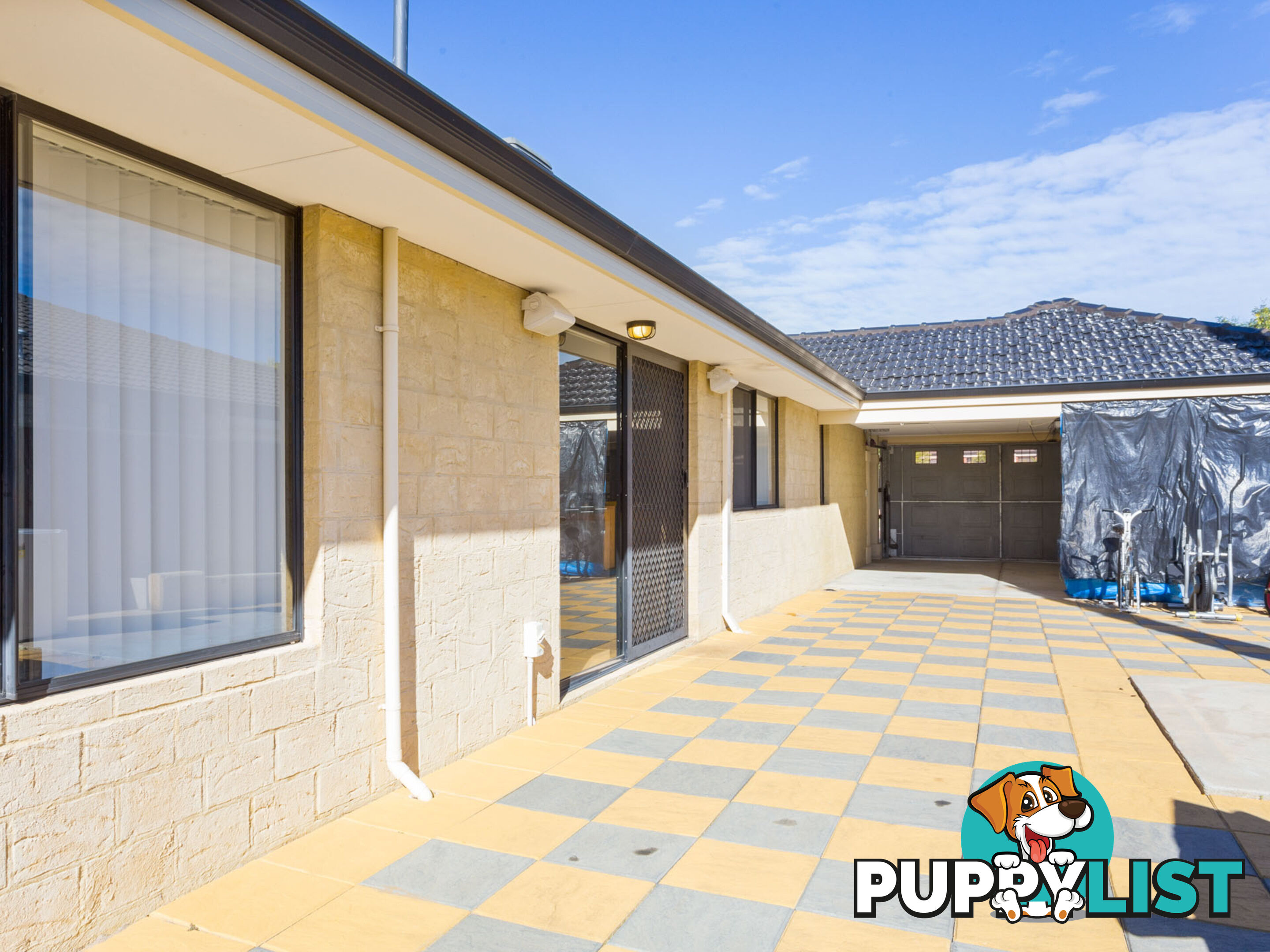 1 Woodhouse Circuit CANNING VALE WA 6155