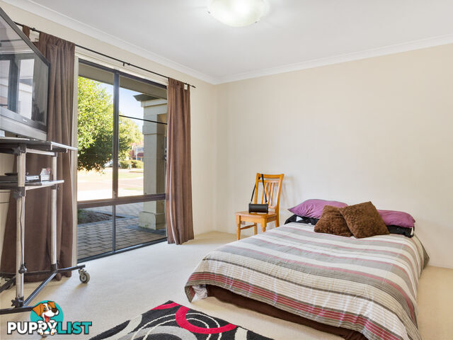 1 Woodhouse Circuit CANNING VALE WA 6155