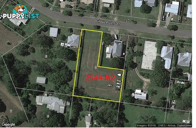 8 Gloucester Street WOODFORD QLD 4514