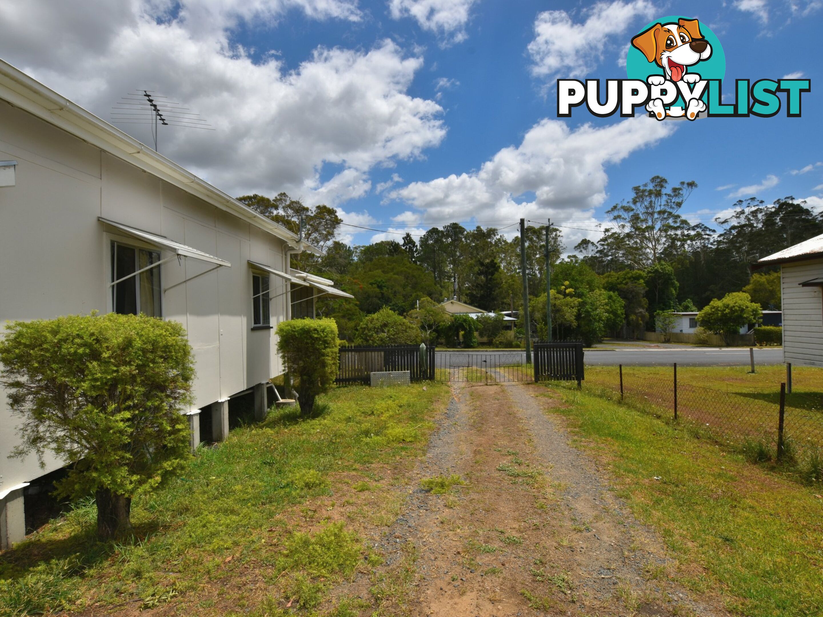 44 George Street WOODFORD QLD 4514