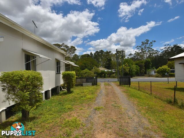 44 George Street WOODFORD QLD 4514