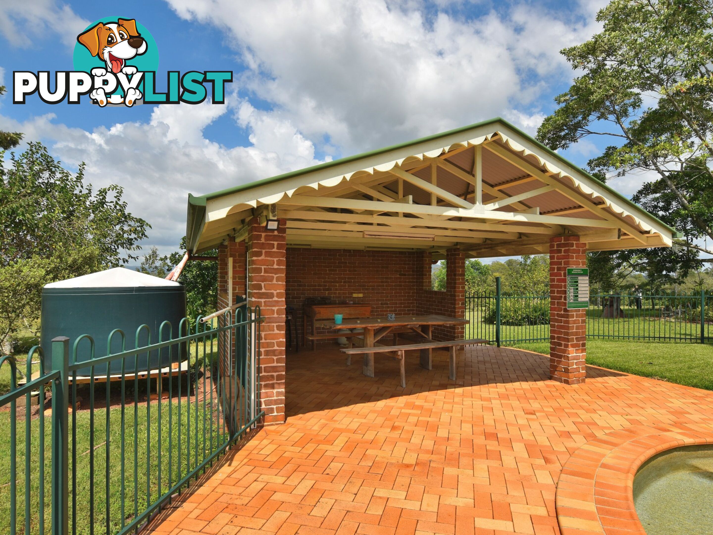 2 McCabe Road STANMORE QLD 4514