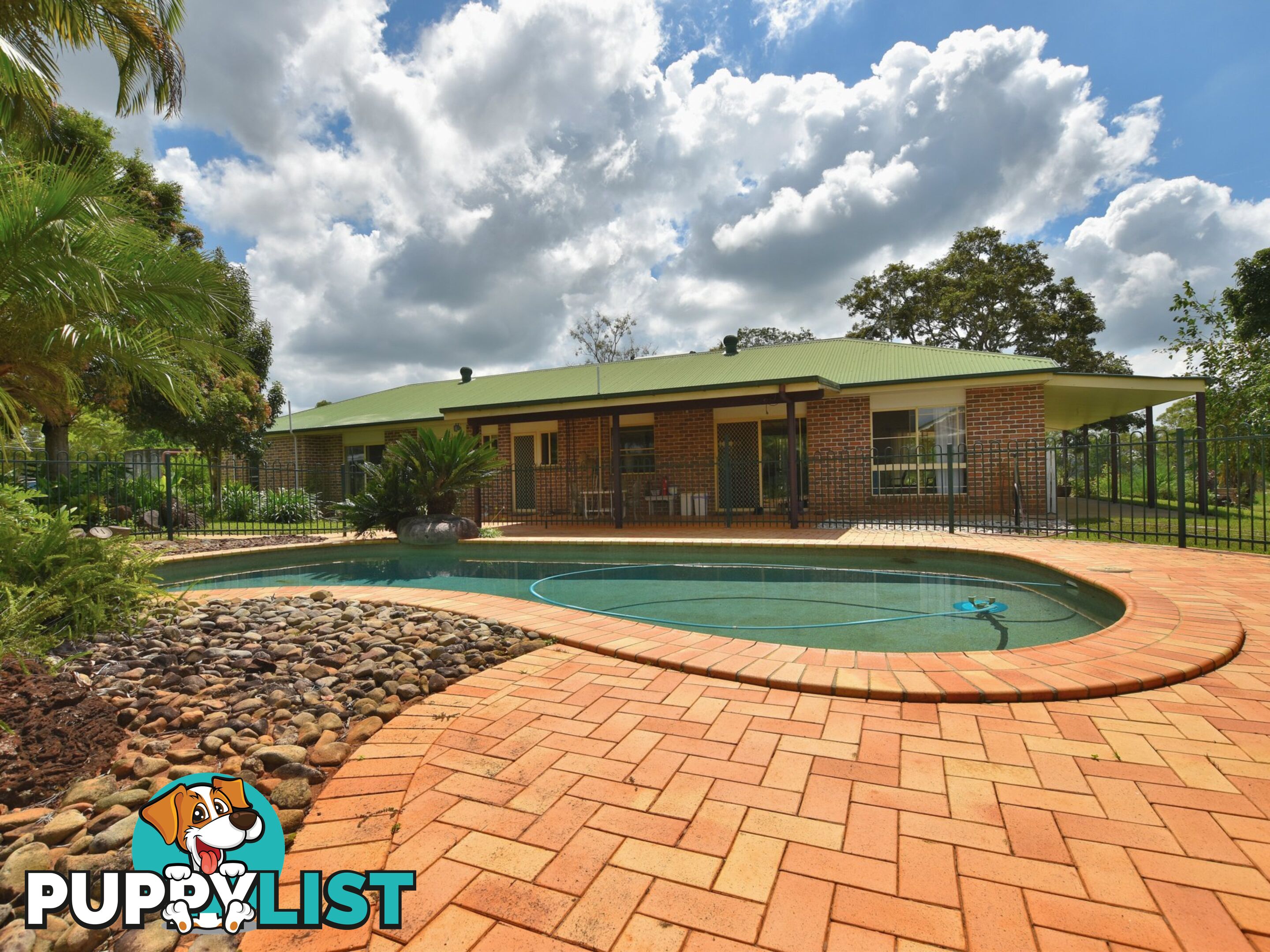 2 McCabe Road STANMORE QLD 4514