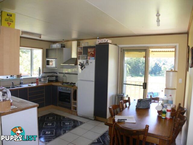 144 Commissioners Flat Road PEACHESTER QLD 4519