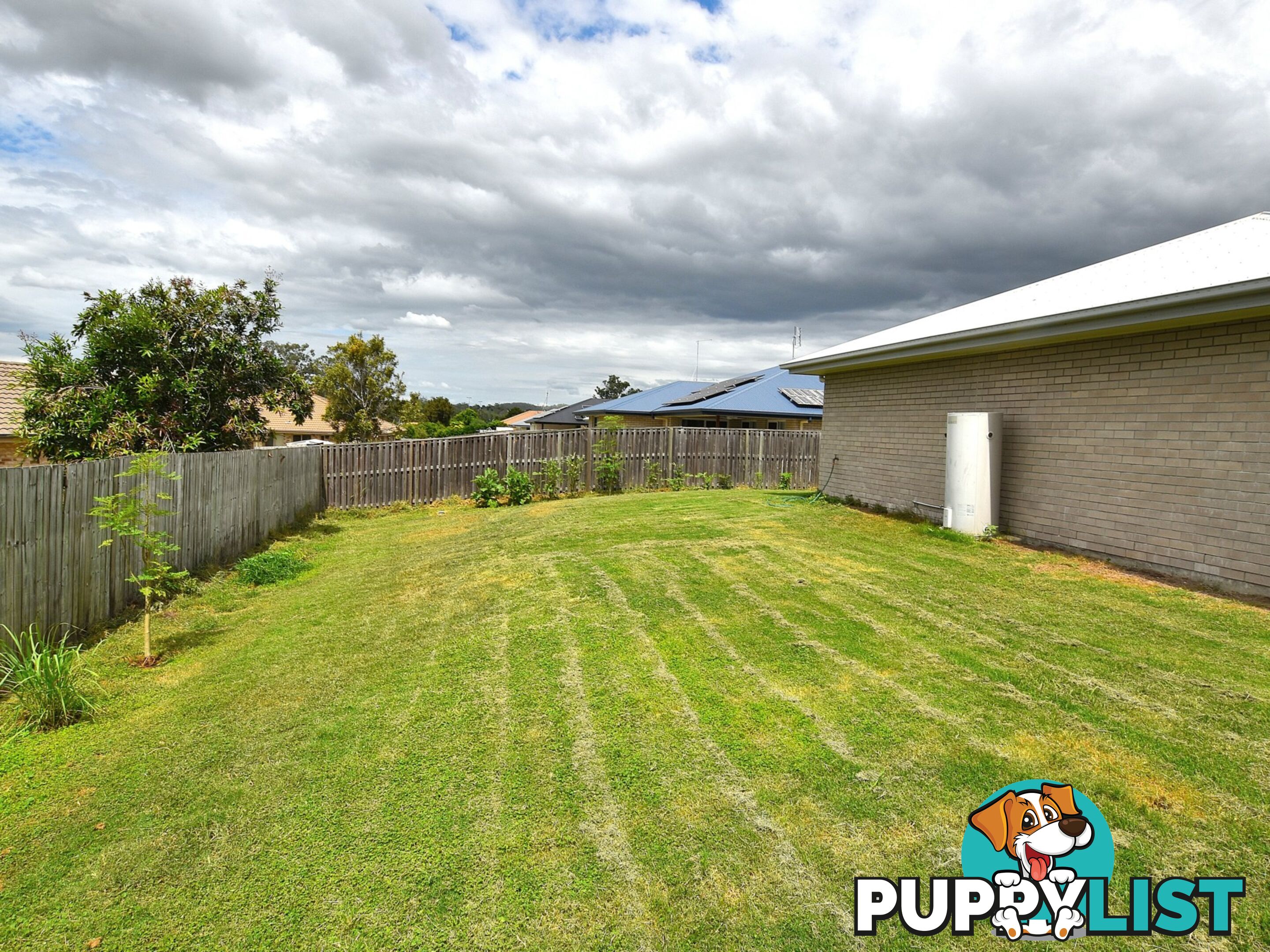 24 Settlers Rise WOOLMAR QLD 4515