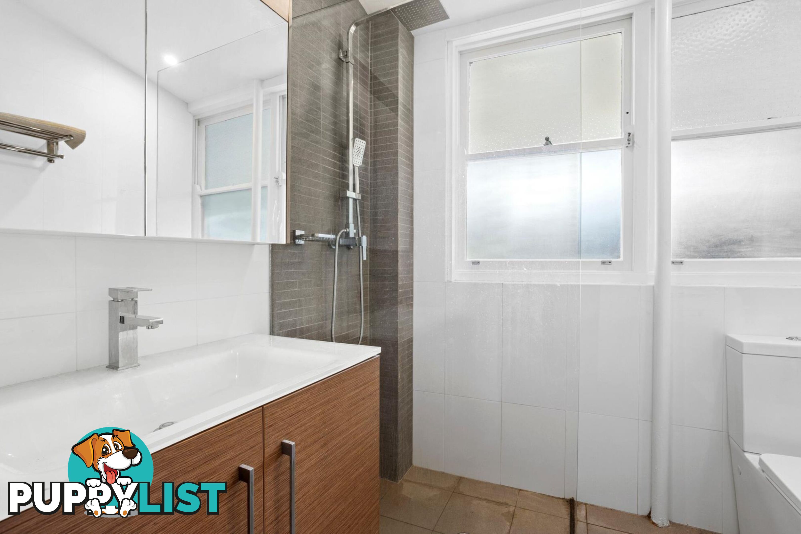 2/25 Seabeach Avenue MONA VALE NSW 2103