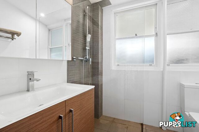 2/25 Seabeach Avenue MONA VALE NSW 2103