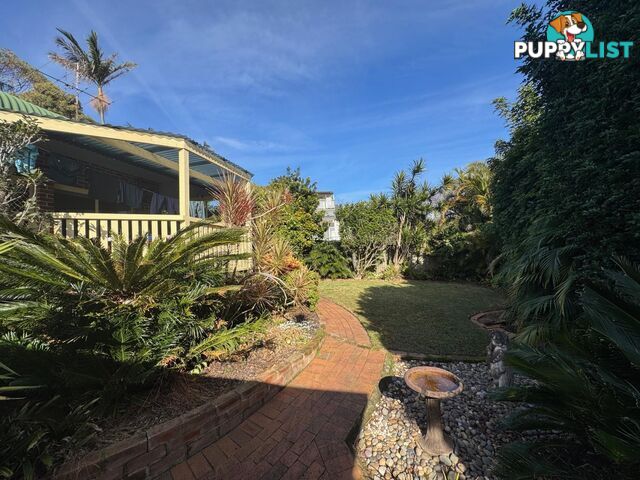 8A Harewood Place WARRIEWOOD NSW 2102