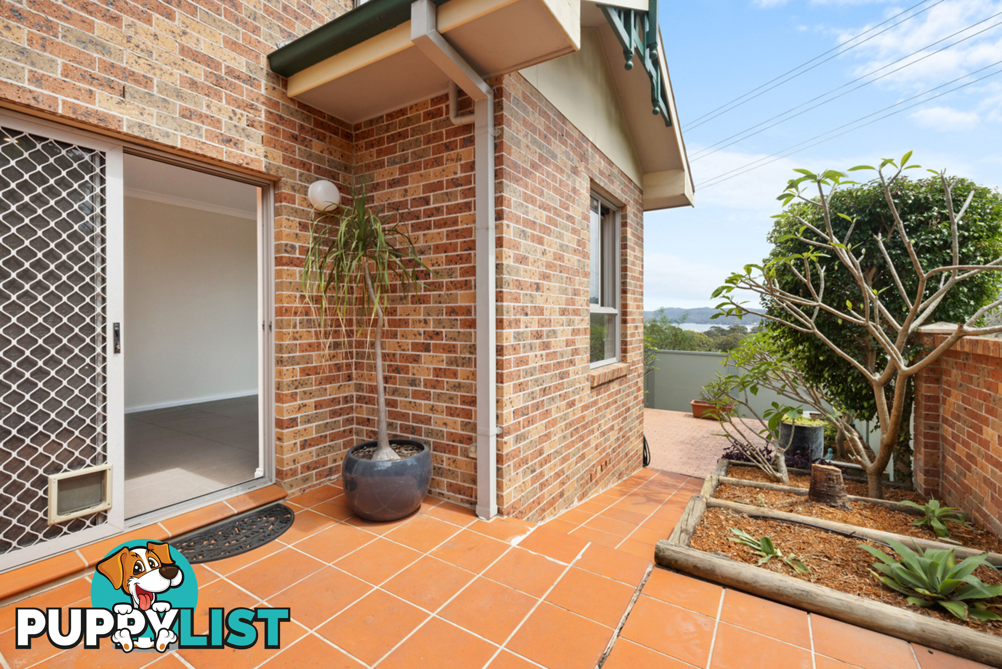 1A Hillcrest Avenue MONA VALE NSW 2103