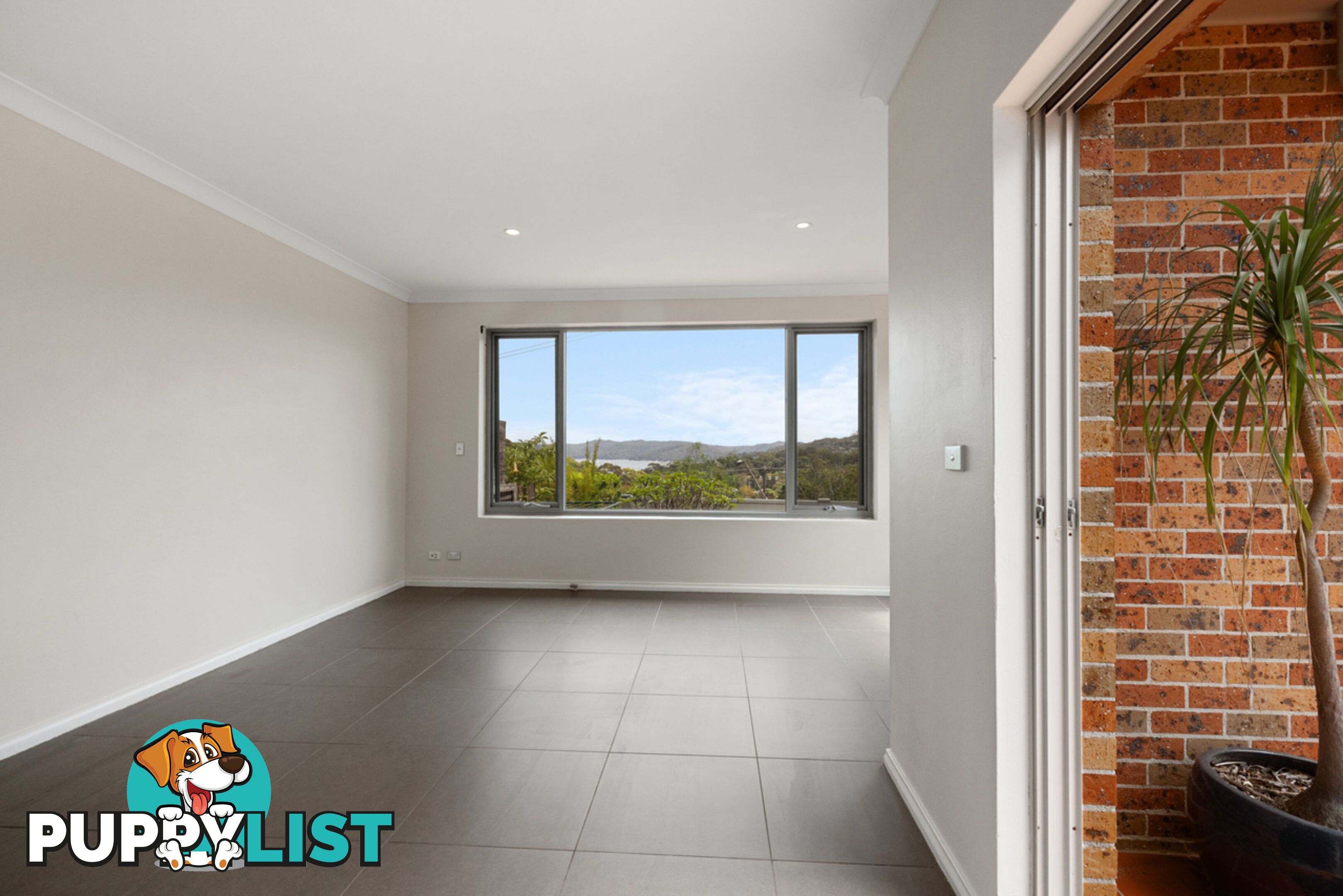 1A Hillcrest Avenue MONA VALE NSW 2103