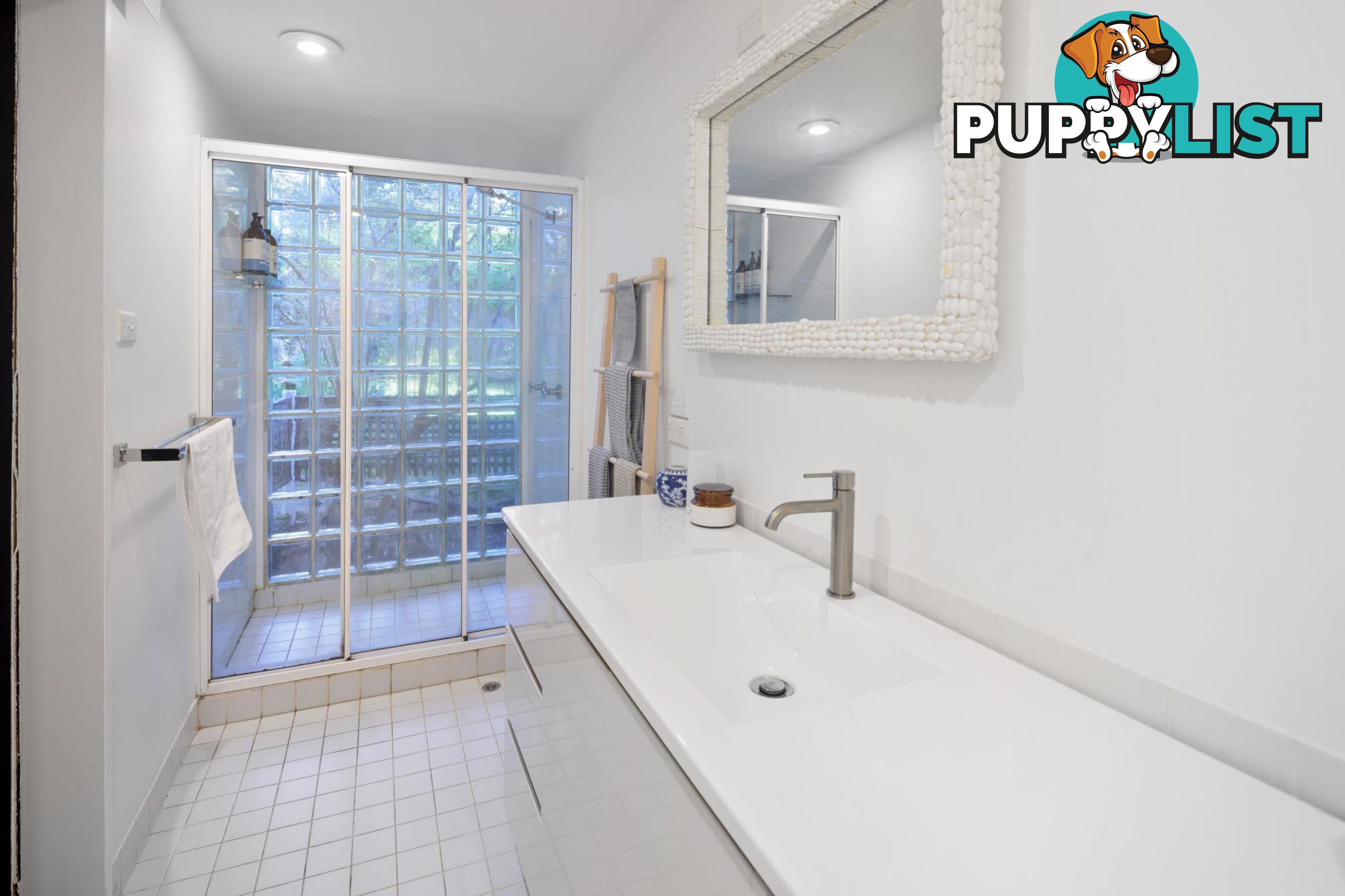 34 Sturdee Lane LOVETT BAY NSW 2105
