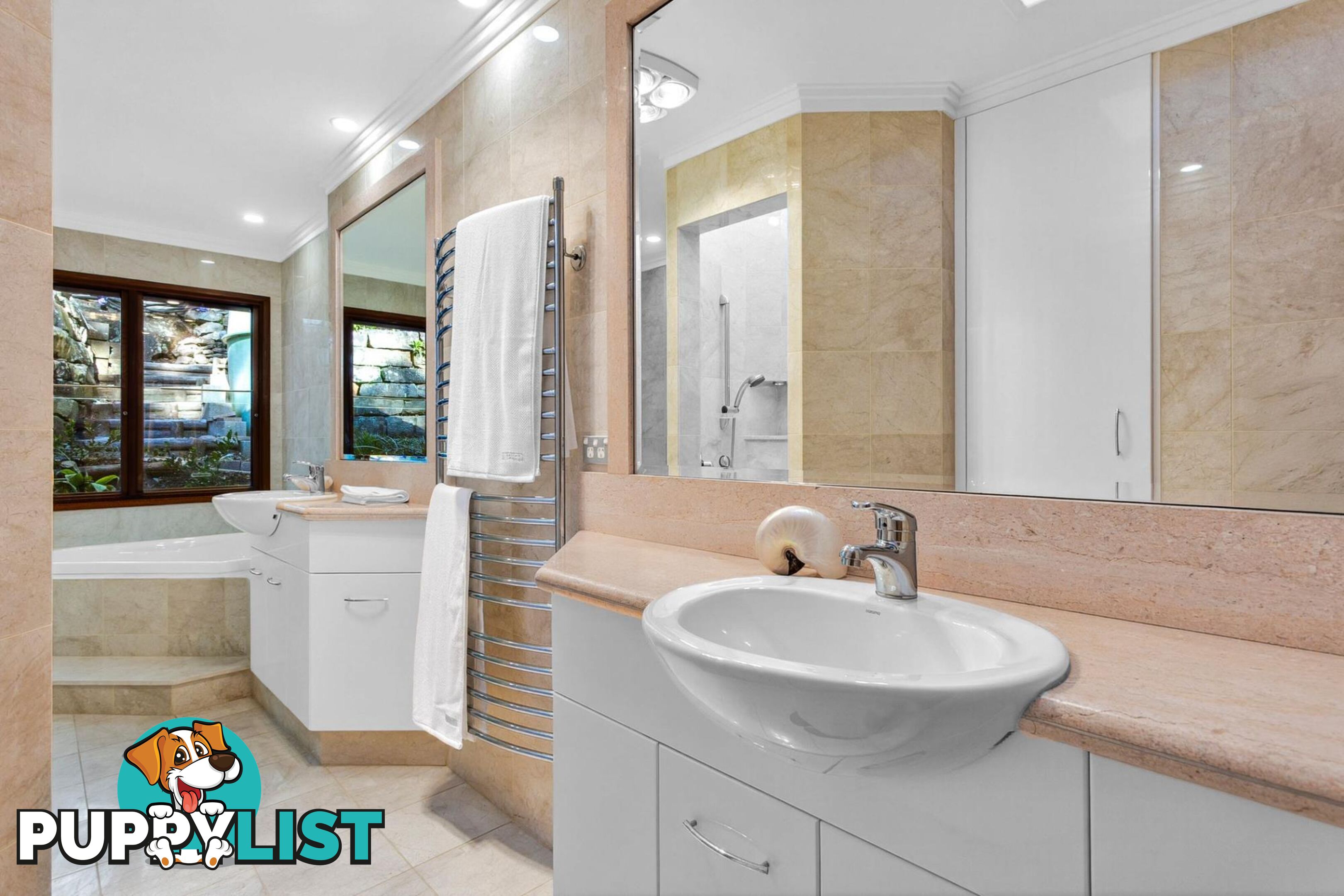 16 Cowan Drive COTTAGE POINT NSW 2084