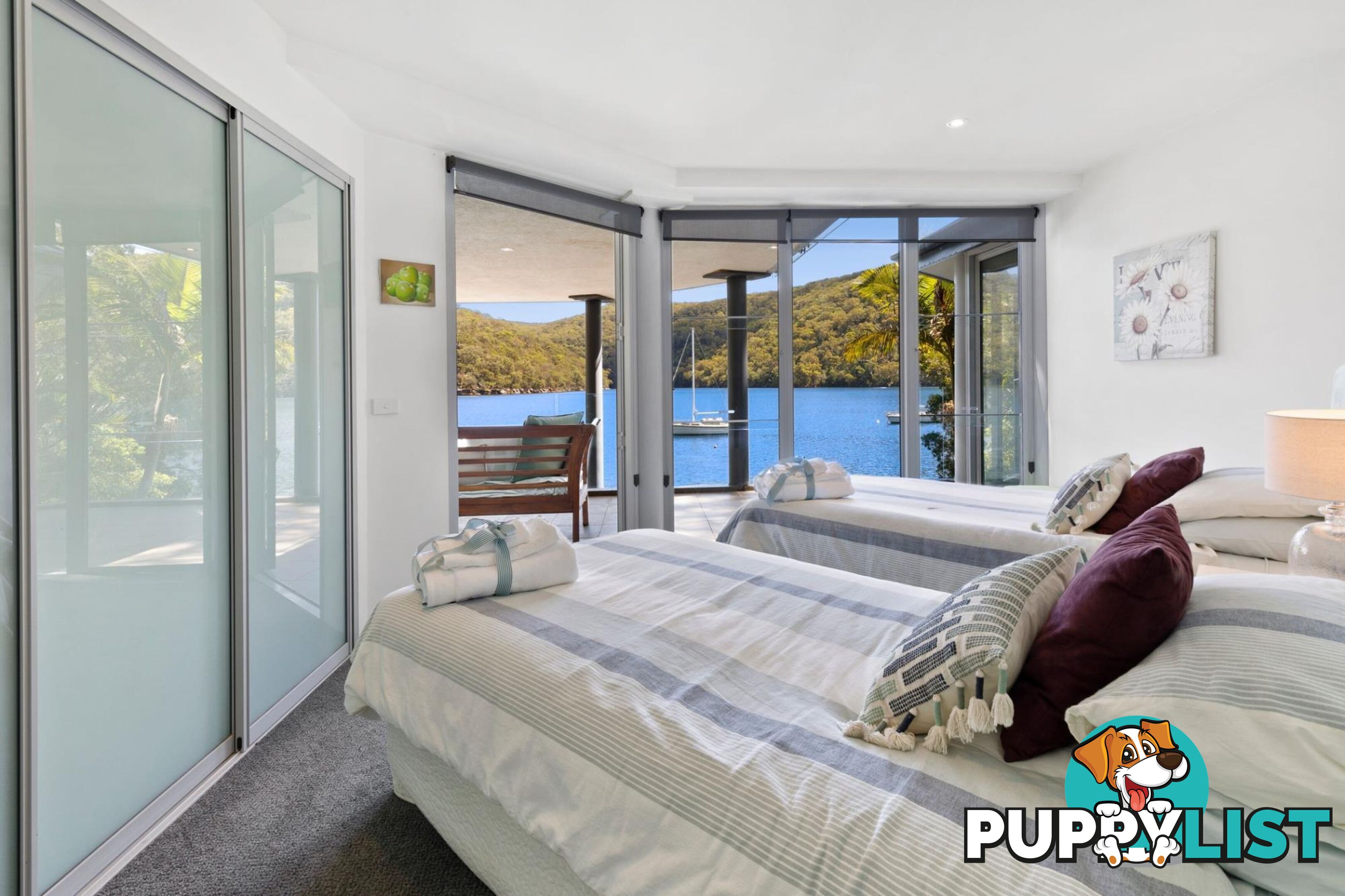 10 Cowan Drive COTTAGE POINT NSW 2084