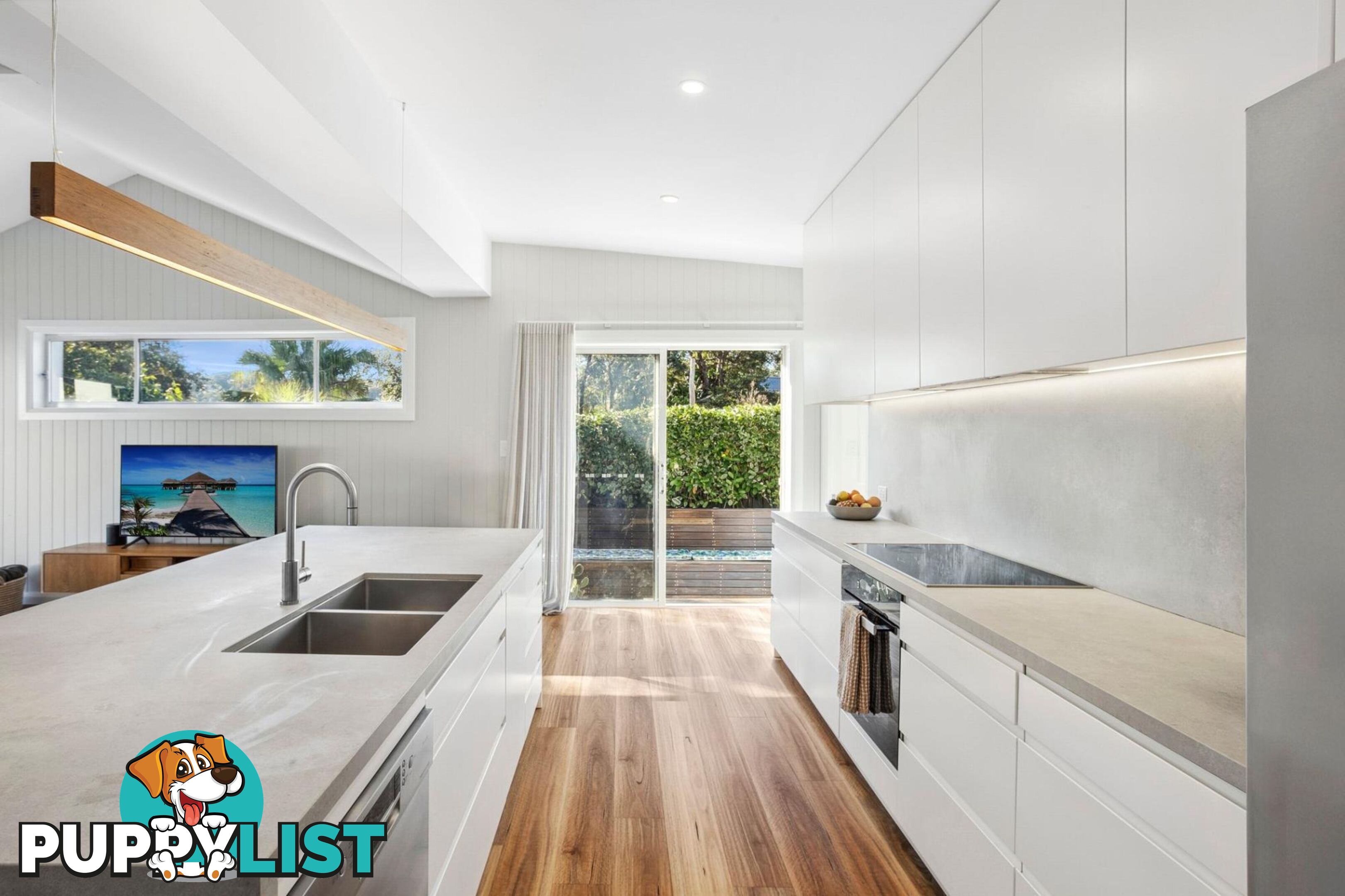 12 Suzanne Road MONA VALE NSW 2103