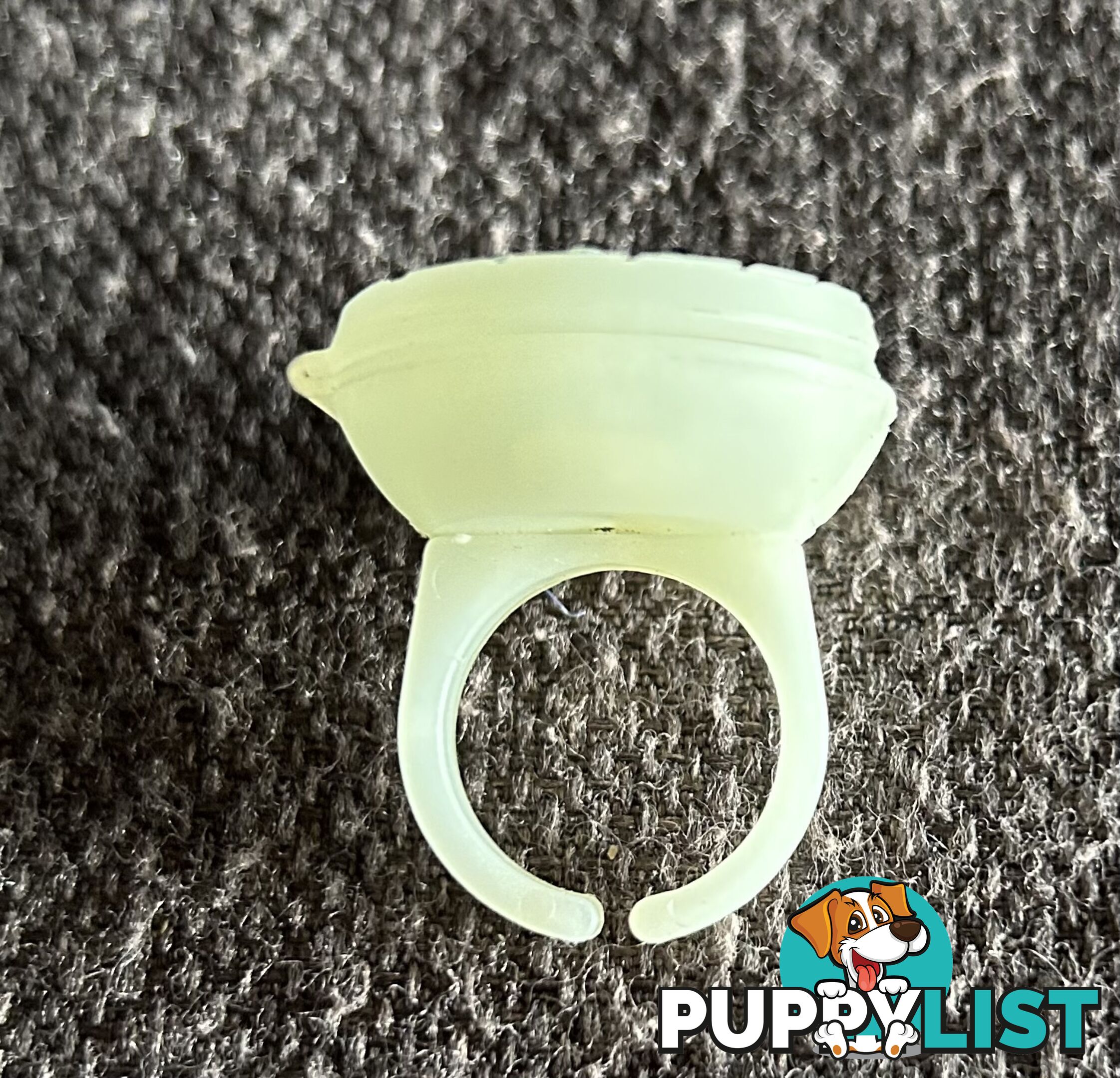 ORIGINAL MATTEL 1980’s MOTU GLOW IN THE DARK WARRIOR RING