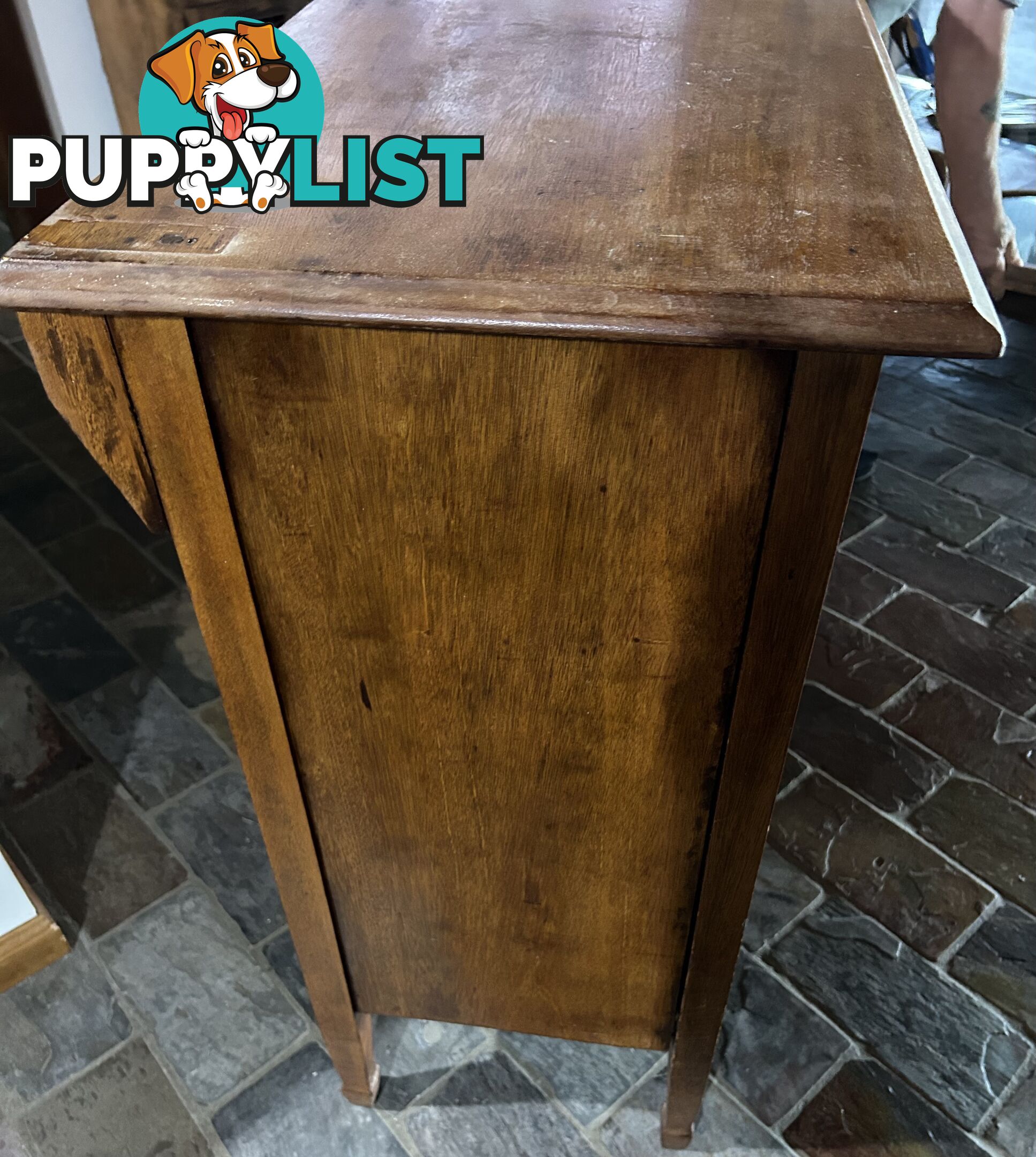 LOVELY VINTAGE 1920’s TIMBER SIDEBOARD with MIRROR