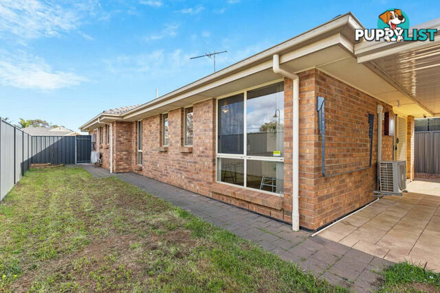 17 Oakwood Circuit MUNNO PARA WEST SA 5115