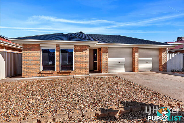 4 Eva Road MUNNO PARA WEST SA 5115