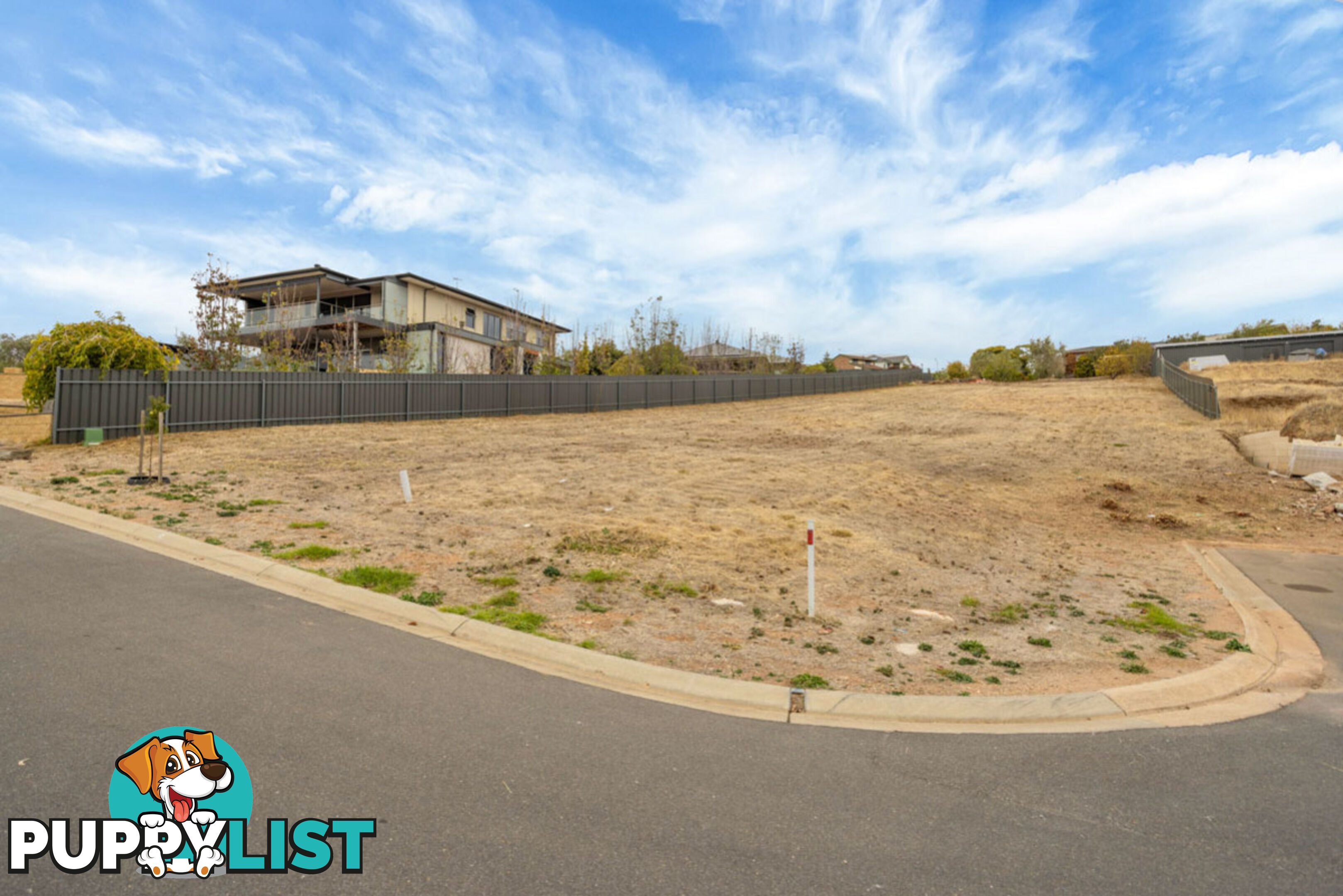 16 Honey Lane GREENWITH SA 5125