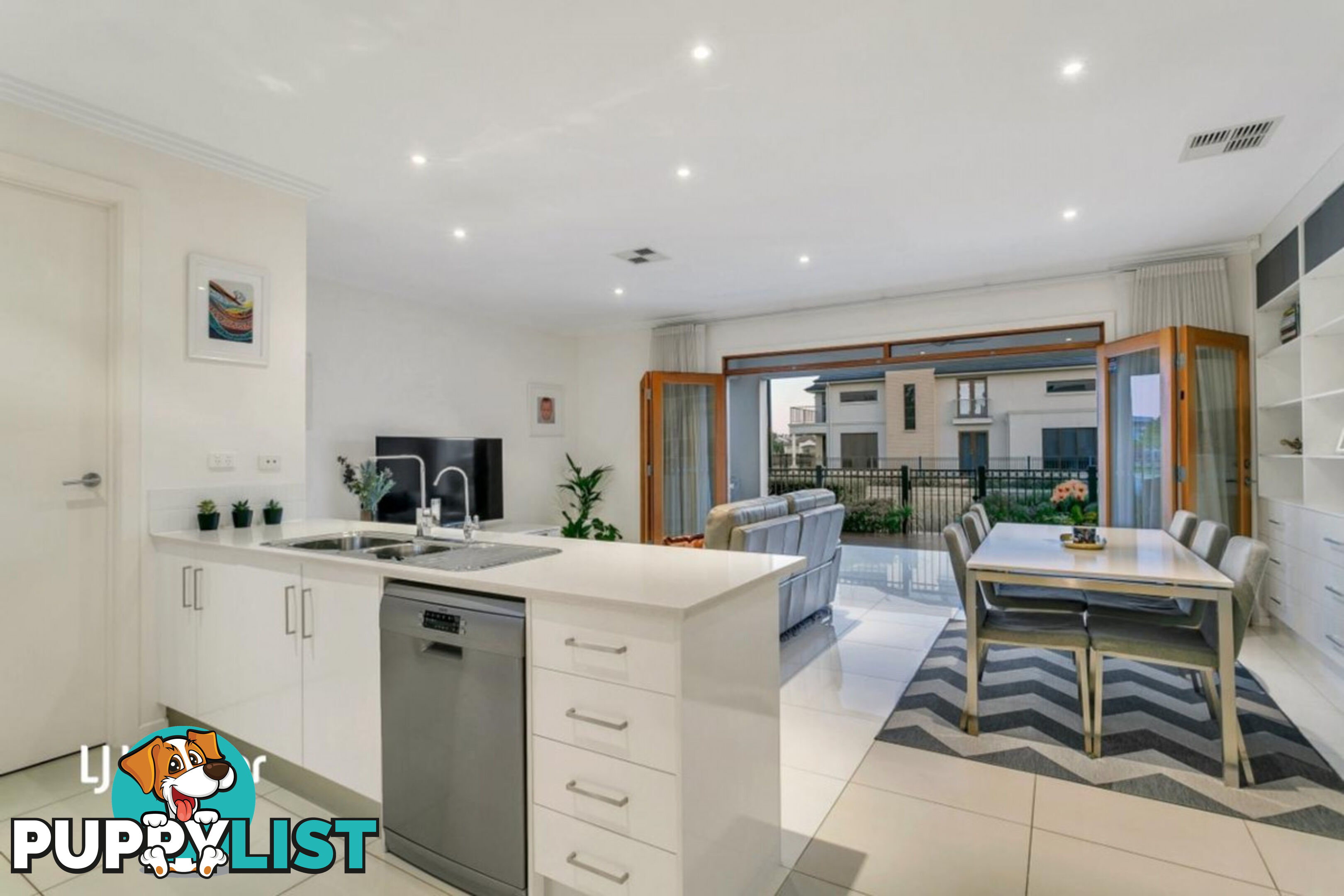 58 Isla Circuit MAWSON LAKES SA 5095