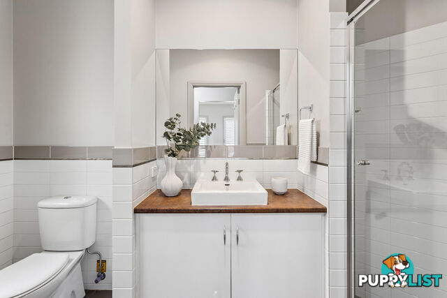 15 Broadwater Crescent MAWSON LAKES SA 5095