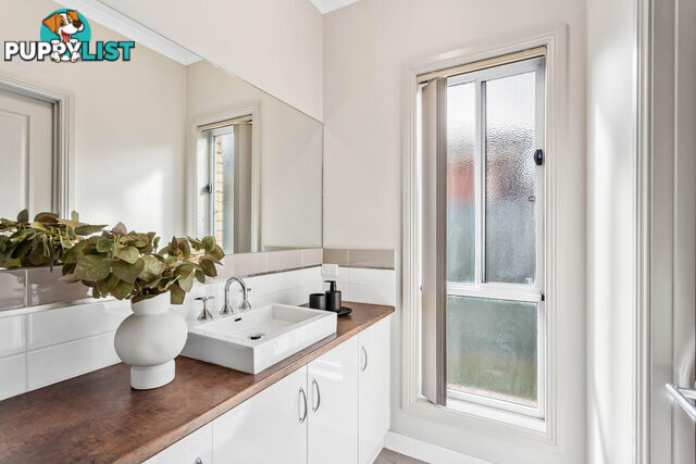 15 Broadwater Crescent MAWSON LAKES SA 5095