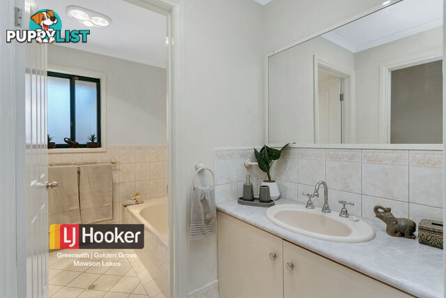 24 Cambridge Terrace HILLBANK SA 5112