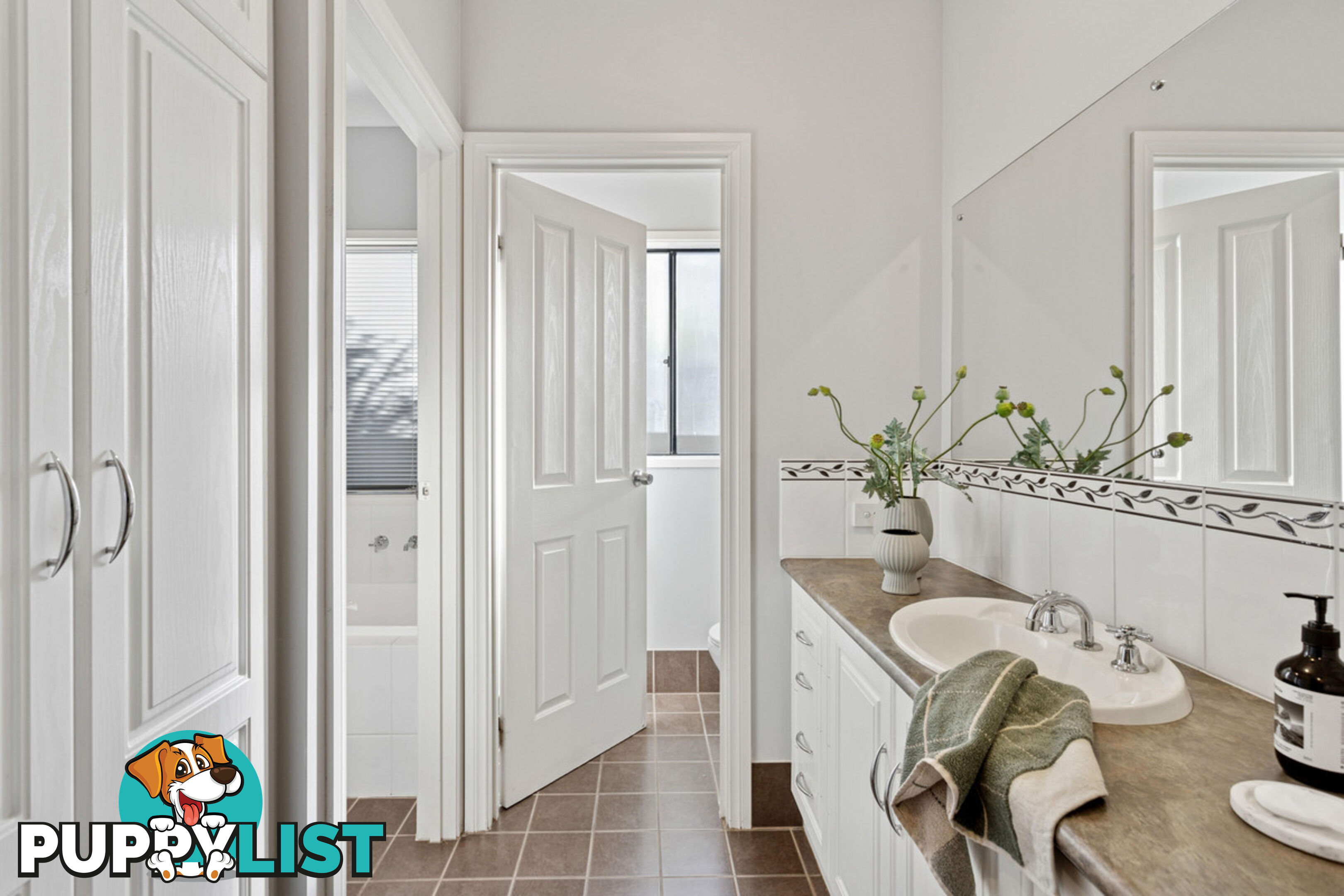 4 Santorini Walk MAWSON LAKES SA 5095