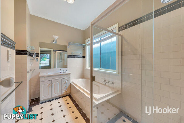 47 Mallard Crescent MAWSON LAKES SA 5095