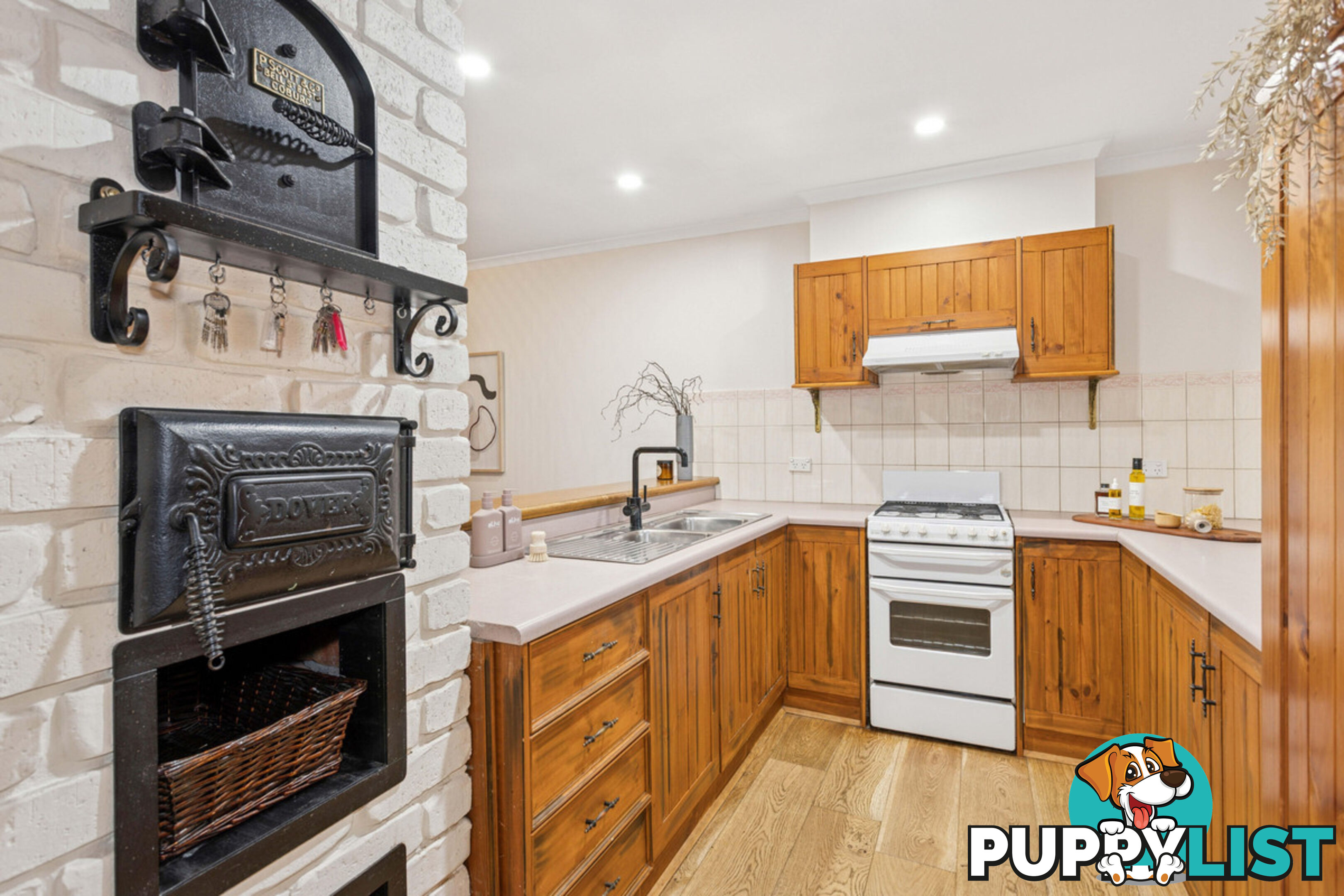 31 Laburnum Drive GREENWITH SA 5125