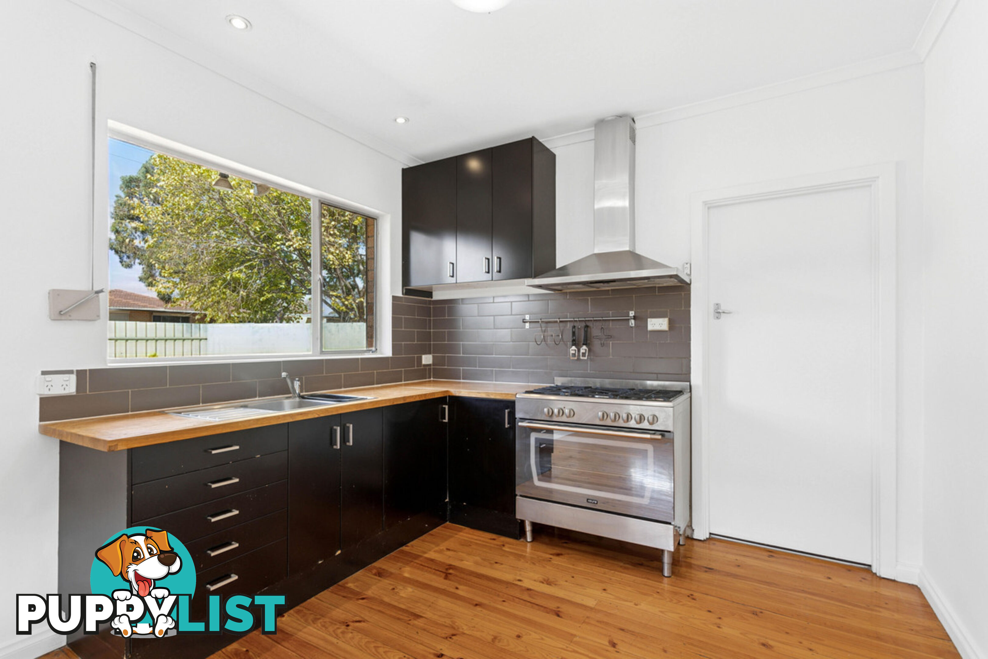 5 Ian Avenue PARA HILLS WEST SA 5096