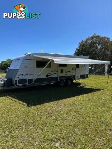 Spacious, perfectly maintained 2012 New Age OZ CLASSIC