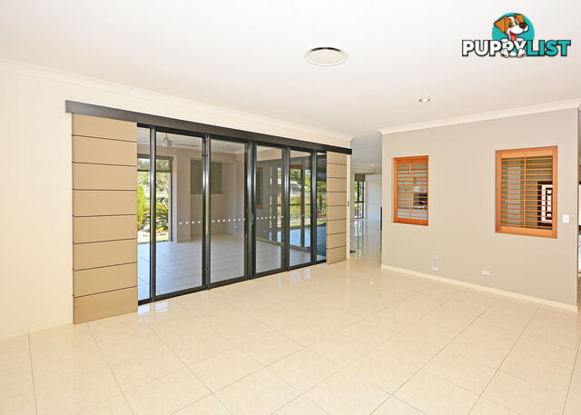 5 Pandanus Drive DUNDOWRAN BEACH QLD 4655