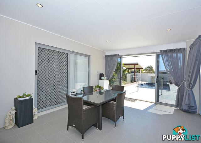 5 Avery Court DUNDOWRAN BEACH QLD 4655