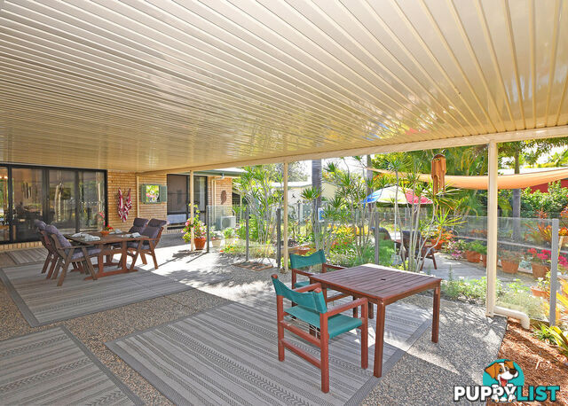 17 Meadow Drive DUNDOWRAN BEACH QLD 4655