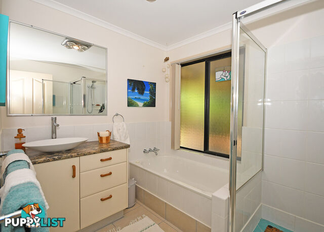 17 Meadow Drive DUNDOWRAN BEACH QLD 4655