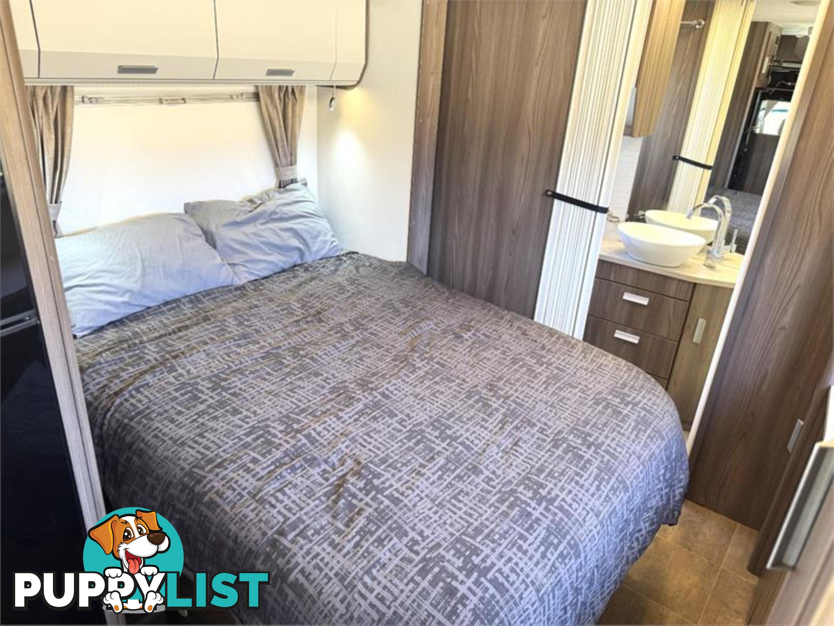 2019 JAYCO CONQUESTROYALE FA25 2 4BERTH 