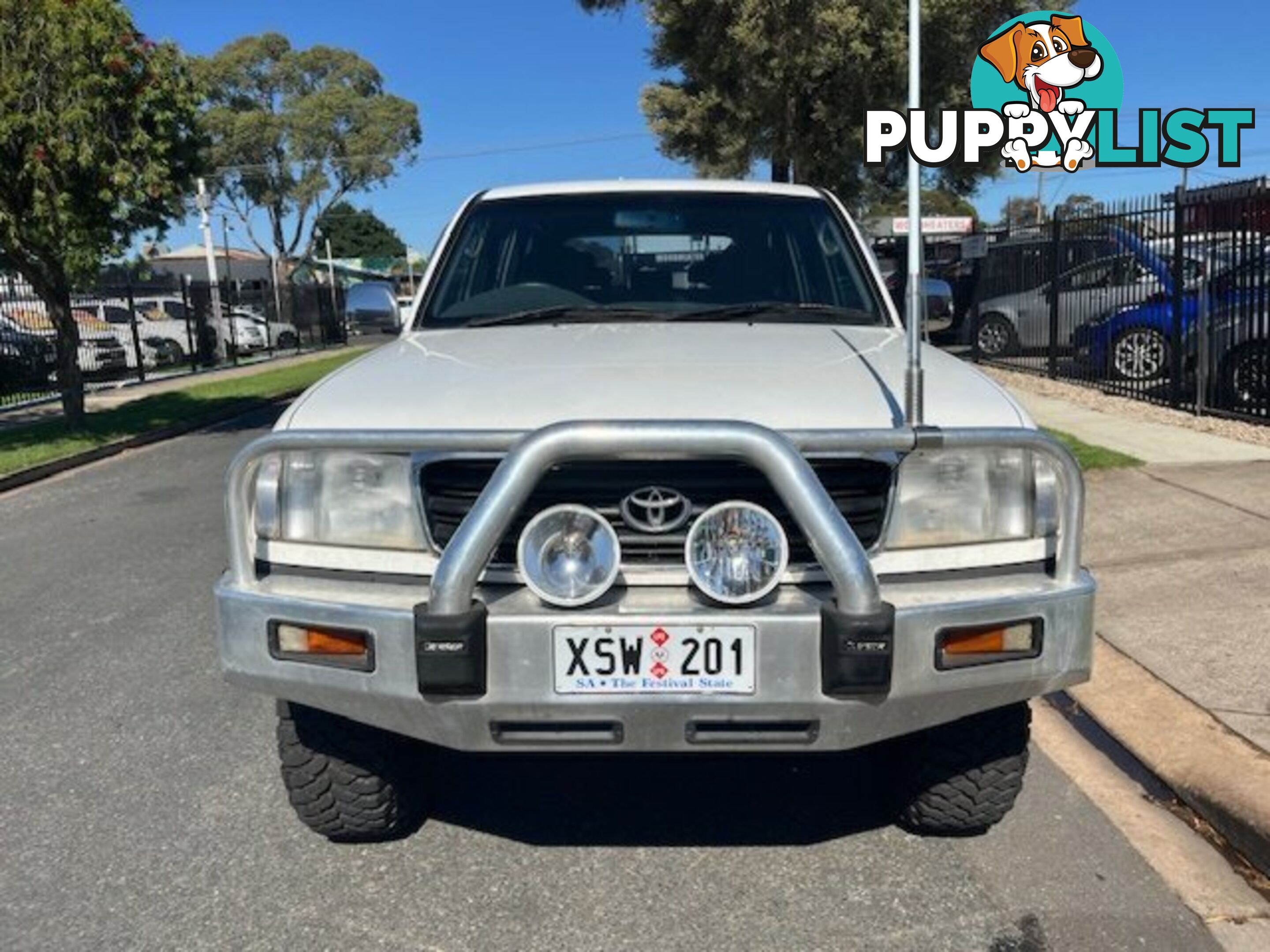 2000 TOYOTA LANDCRUISER FZJ105R  WAGON