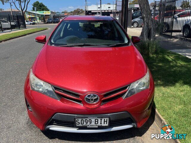 2013 TOYOTA COROLLA ZRE182R  HATCHBACK