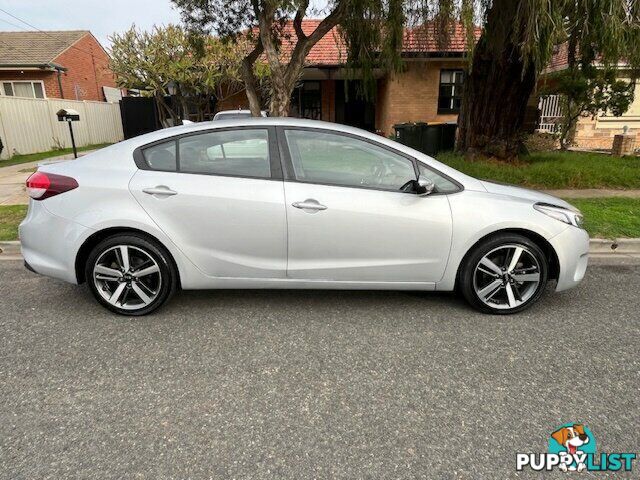 2017 KIA CERATO YD  SEDAN