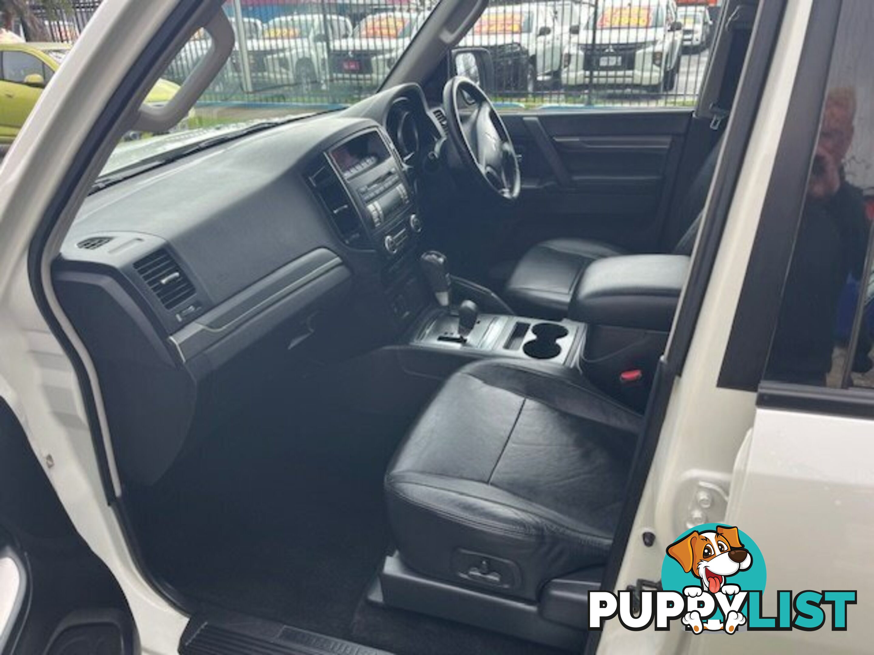 2009 MITSUBISHI PAJERO NT  WAGON