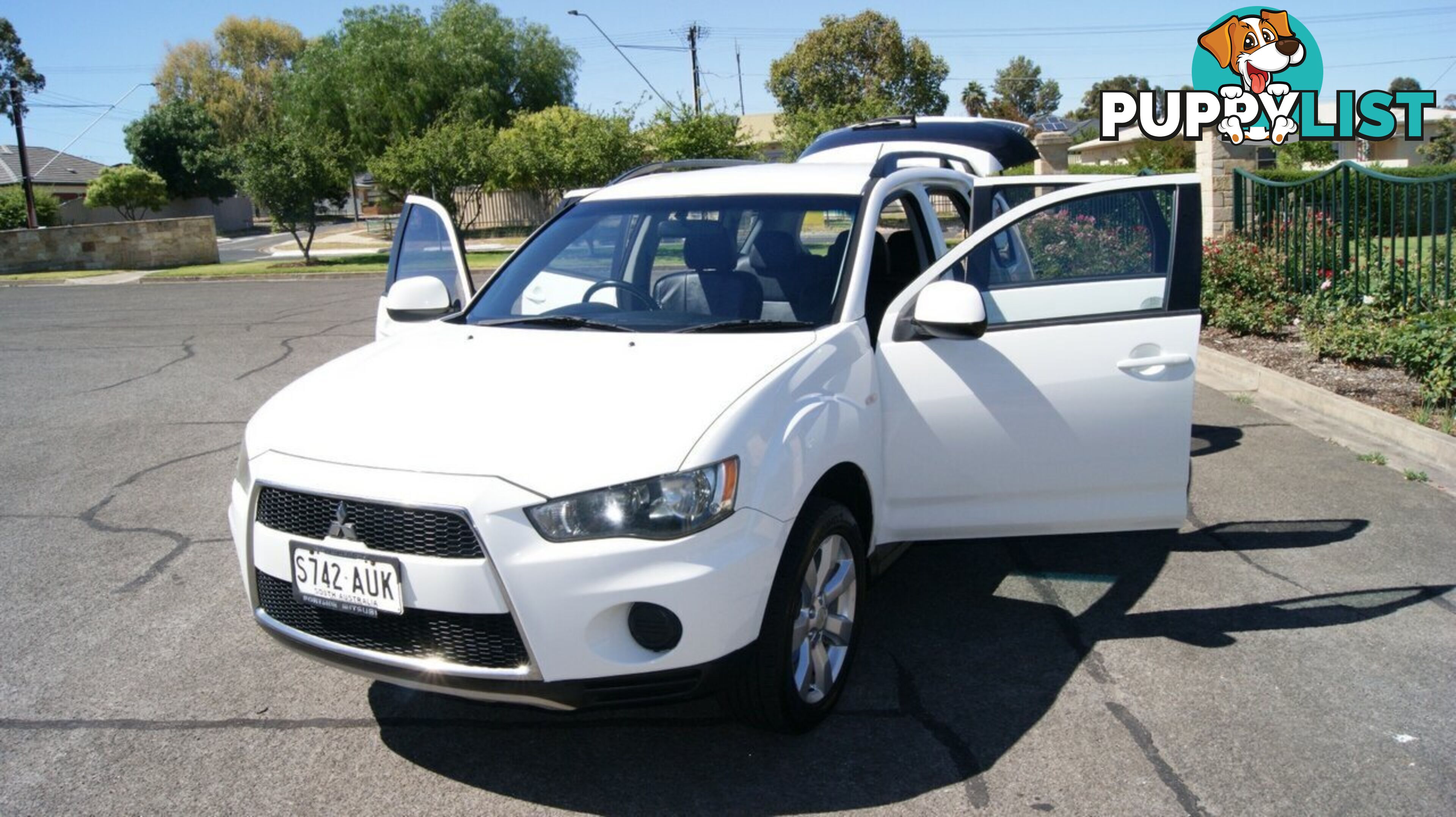 2012 MITSUBISHI OUTLANDER ZH  WAGON