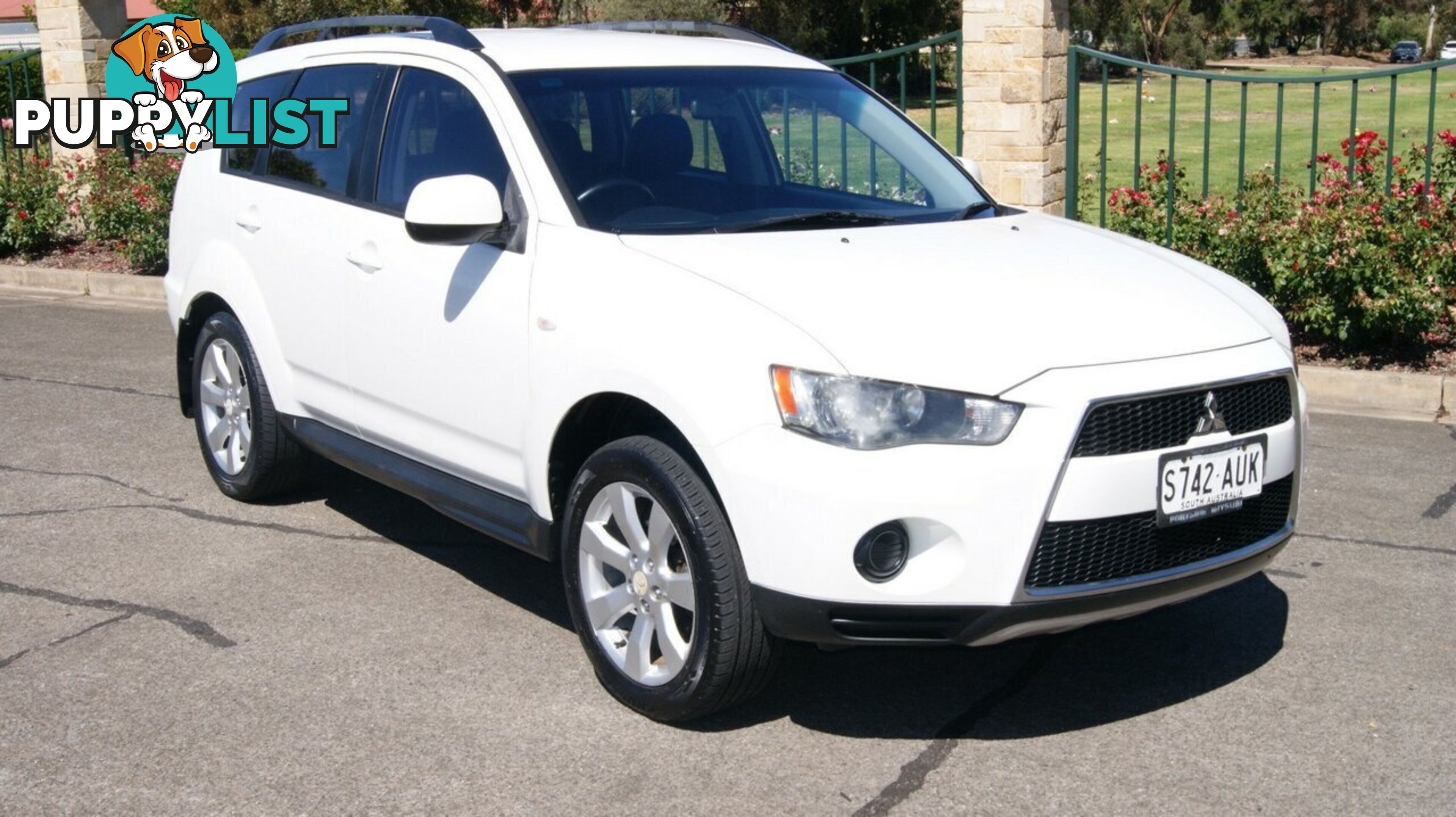 2012 MITSUBISHI OUTLANDER ZH  WAGON